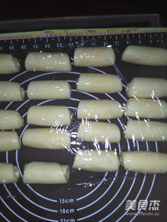 Egg Yolk Crisp recipe