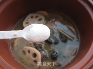 Lotus Root and Mushroom Chicken Soup recipe