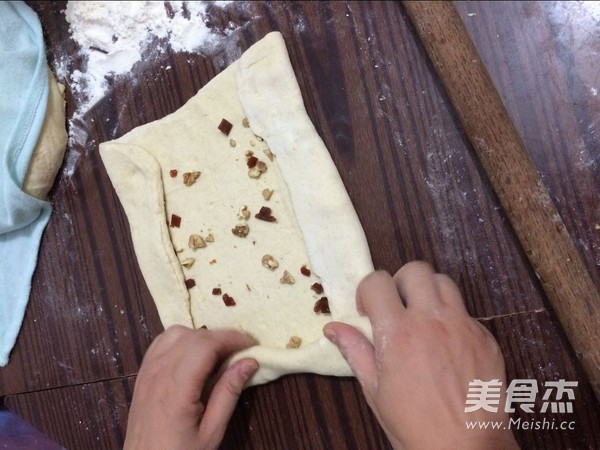 Dried Fruit and Multigrain Buns recipe