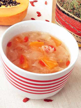 Papaya and Tremella Soup