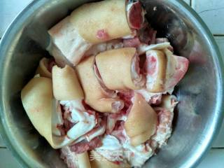 Braised Pork Knuckles recipe