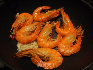 Dried Prawns with Ginger and Garlic recipe