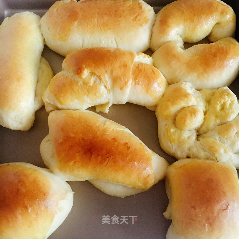 Make A Variety of Creative Breads with Basic Bread Troupes-winning Works of Lezhong Colorful Summer Baking Competition recipe
