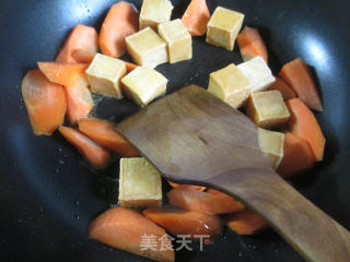 Fish Tofu with Grilled Carrots recipe