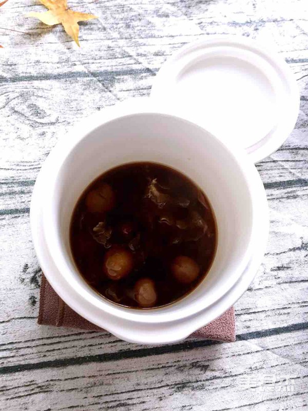 Red Dates, Longan and Lotus Seed Soup recipe