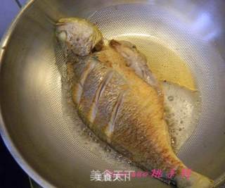 Home Cooked Yellow Croaker recipe