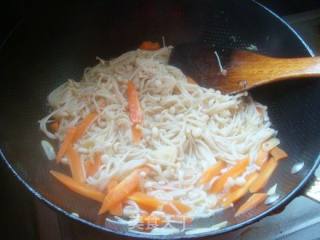Scrambled Eggs with Enoki Mushroom and Cucumber recipe