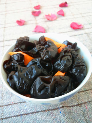 Stir-fried Wild Fungus recipe