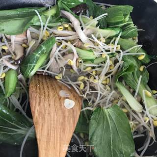 Pastoral Fried Noodles recipe