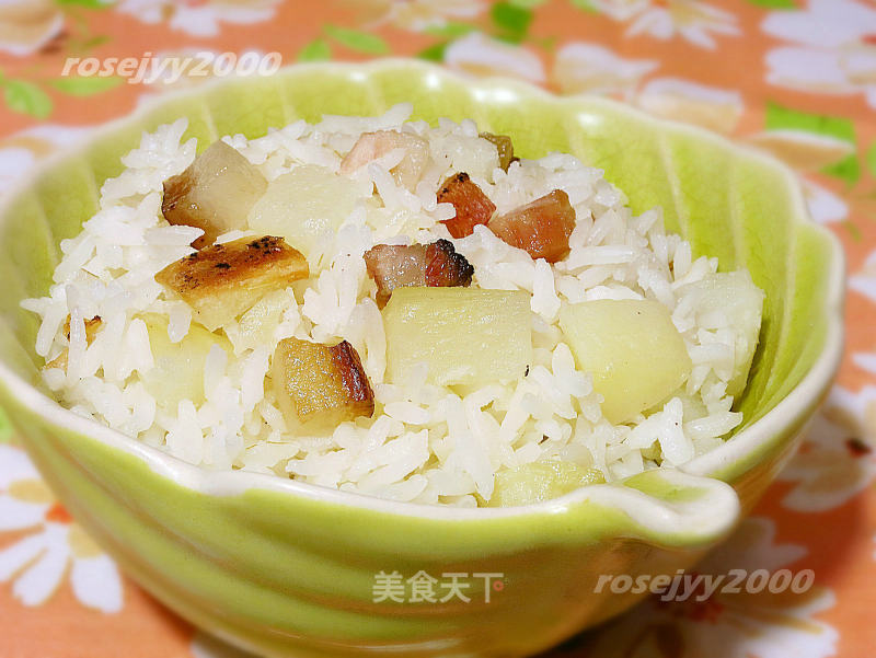 Iron Pot Bacon and Potato Baked Rice