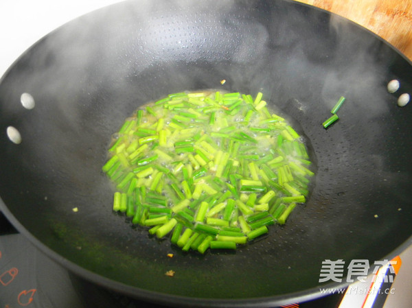 Fried Rice with Egg Garlic Sprouts recipe