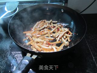 Fried Pork with Smoked Tofu recipe