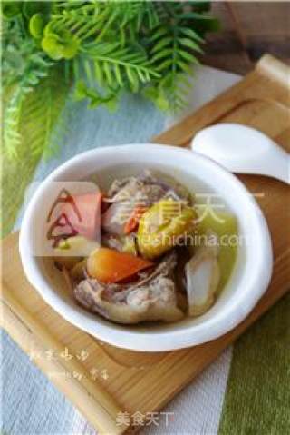 【invigorating Qi and Nourishing Blood】chestnut Chicken Soup recipe