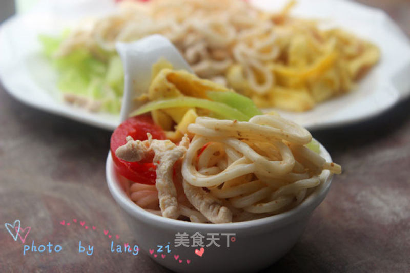 Noodles with Salad Sauce recipe