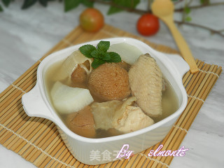 Hericium and Fish Maw Chicken Soup recipe