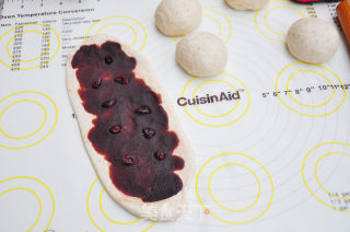Cranberry Bean Paste Whole Wheat Buns recipe