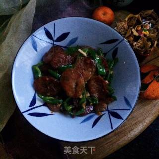 Stir-fried Sausage with Green Peppers recipe
