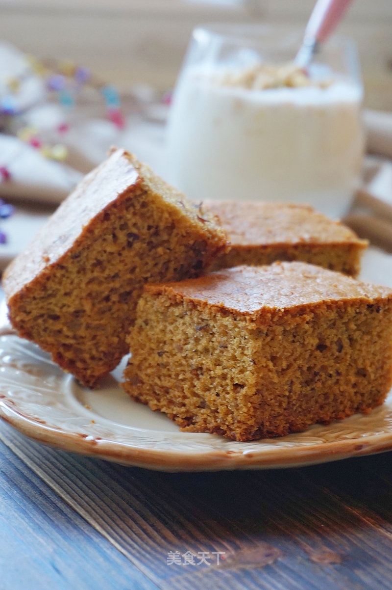 #aca烤明星大赛# Low-sugar Red Date Cake recipe