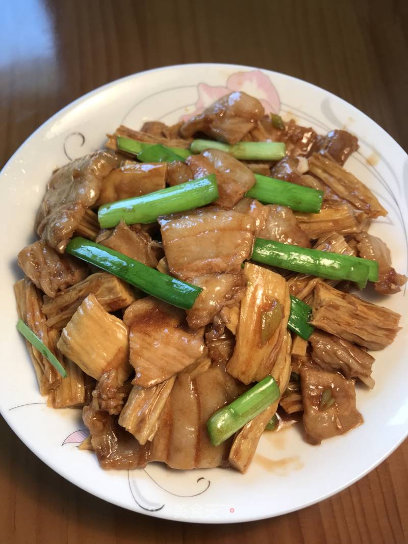 Braised Pork Belly with Yuba recipe