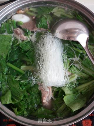 Cabbage Vermicelli Spare Rib Soup recipe