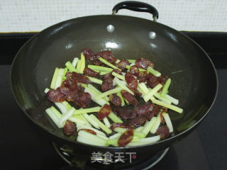 Stir-fried Celery and Salami recipe