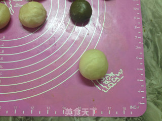 Purple Sweet Potato Egg Yolk Matcha Crisp recipe