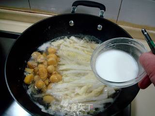 Winter's Nutritious and Delicious "chestnut Braised Cabbage" recipe