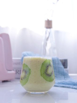 Kiwi Apple Beauty Fruit Drink recipe