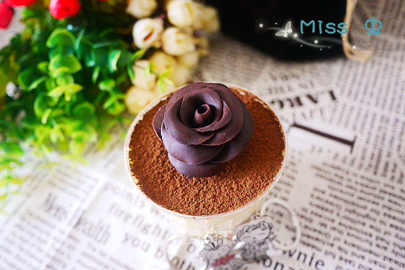 Alternative Decoration of Cake-chocolate Rose recipe