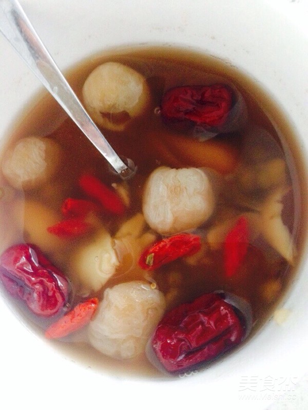 Mung Bean, Lily, Red Dates, Longan and Wolfberry Soup recipe