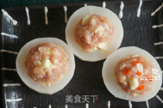 White Jade Radish Stuffed with Meat recipe