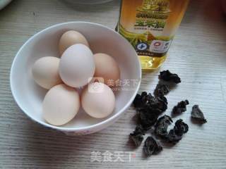 Scrambled Eggs with Black Fungus recipe