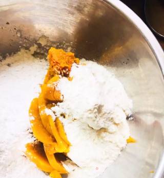 Lotus Seed and Purple Sweet Potato Pumpkin Cake recipe