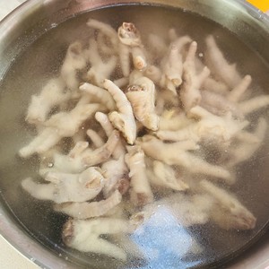 Fresh Soaked Chicken Feet recipe