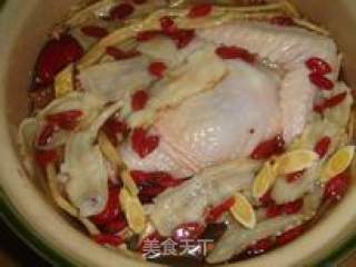 Yellow Wine and Angelica Chicken recipe