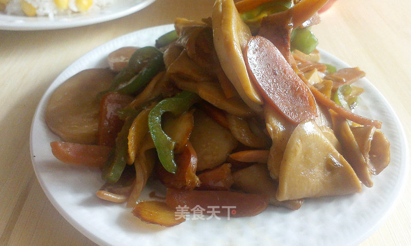 Stir-fried Sausages with Pleurotus Eryngii——eat Well by Yourself recipe