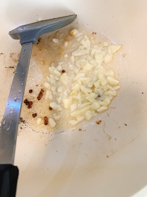 Stir-fried Mushroom Rape recipe