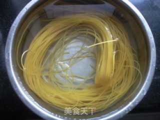 Soup Yellow Noodles recipe