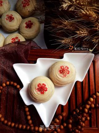 Meringue Moon Cakes recipe