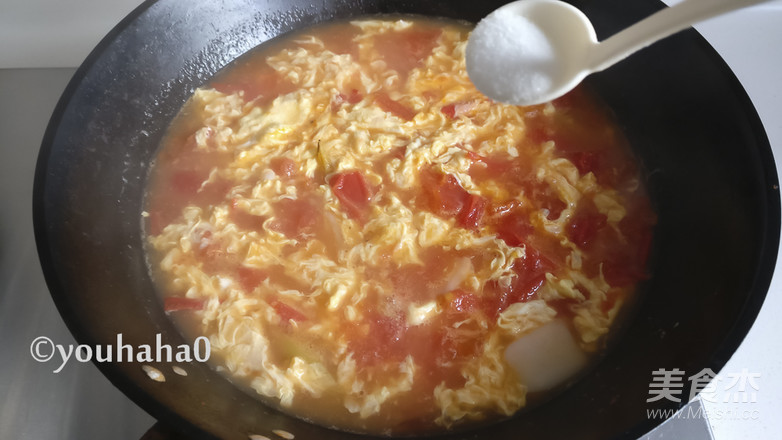 Tomato and Egg Rice Cake Soup recipe