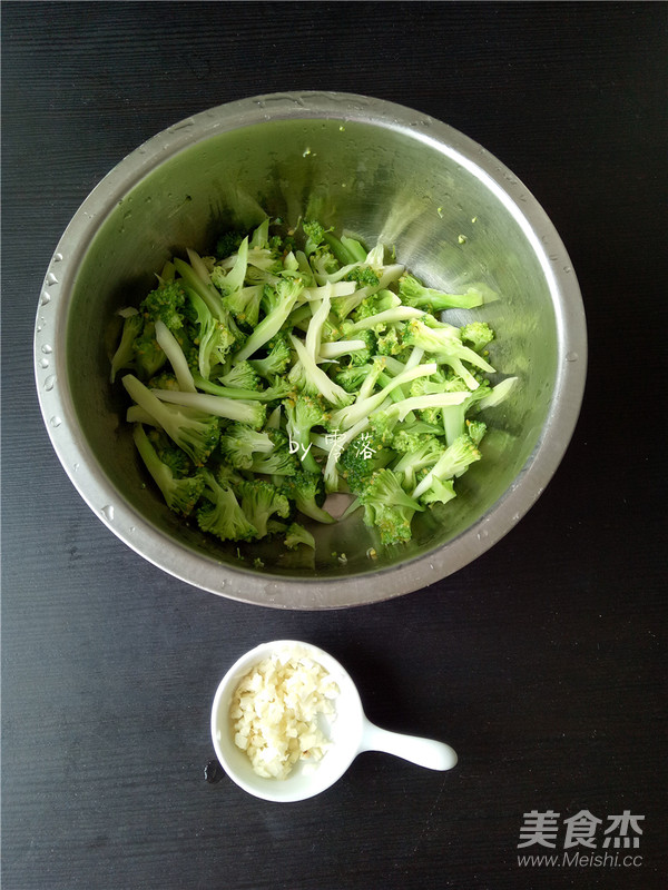 Stir-fried Shrimp with Broccoli recipe