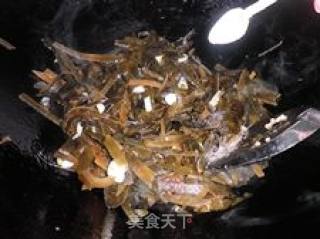 Iodine-filled Kelp and Green Pepper Shredded Pork recipe