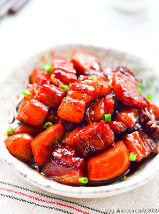 Braised Pork with Taro recipe