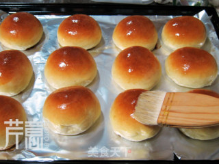 Barbecued Pork Meal Buns recipe