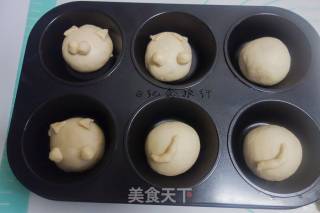 Cute and Cute Mini Cartoon Cat Hamburger recipe