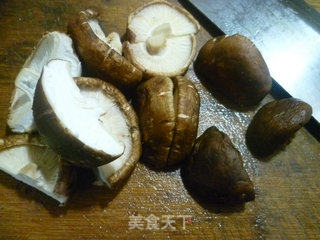 Mushroom and Winter Melon Pork Rib Soup recipe