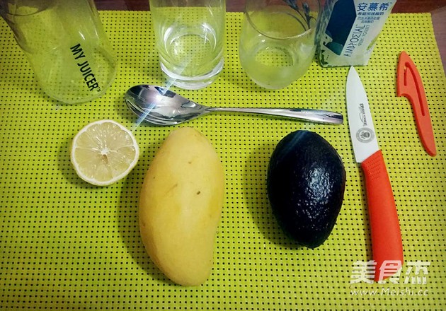Avocado Bread + Mango Shake recipe