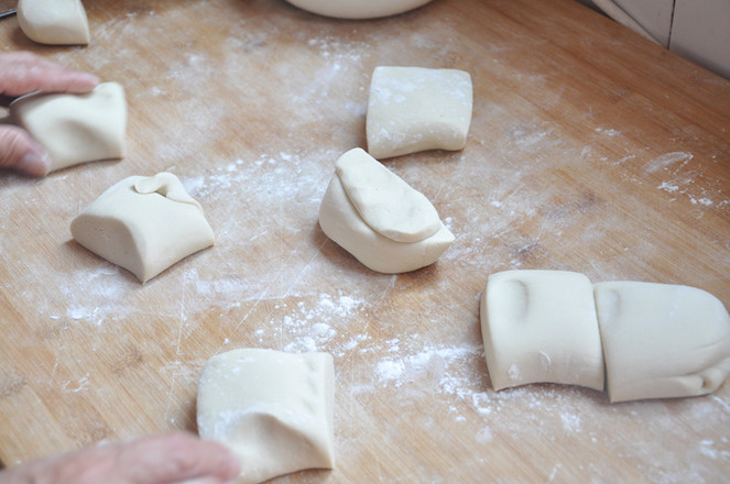 Baiyin Ruyi: Flowering Mantou recipe