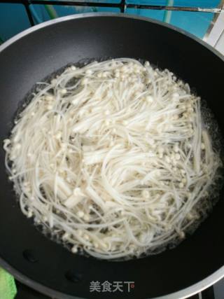 Enoki Mushrooms and Carrots recipe