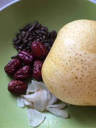 Autumn Nourishing Yin and Nourishing Lungs~~~ Ginseng Fruit Snow Pear Glutinous Rice Congee recipe